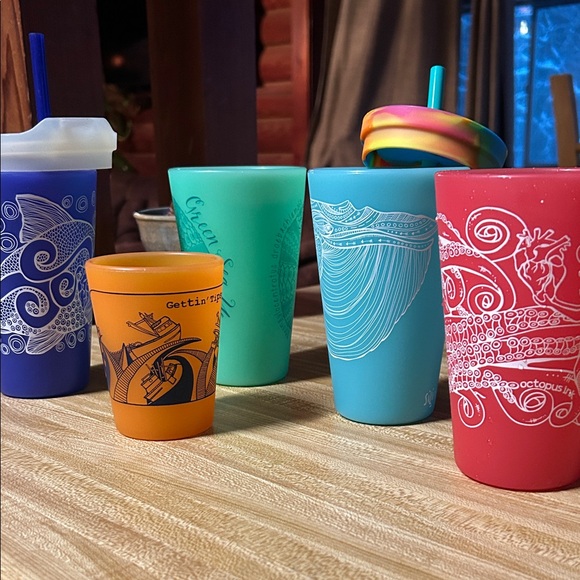 Colorful Reusable Cups Set - Picture 3 of 6